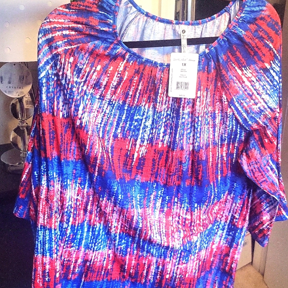Lee & Nicole top nwt Ptp 25”